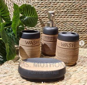 Fancy Ceramic Wash 4in1 Bathroom Set - thumbnail 2