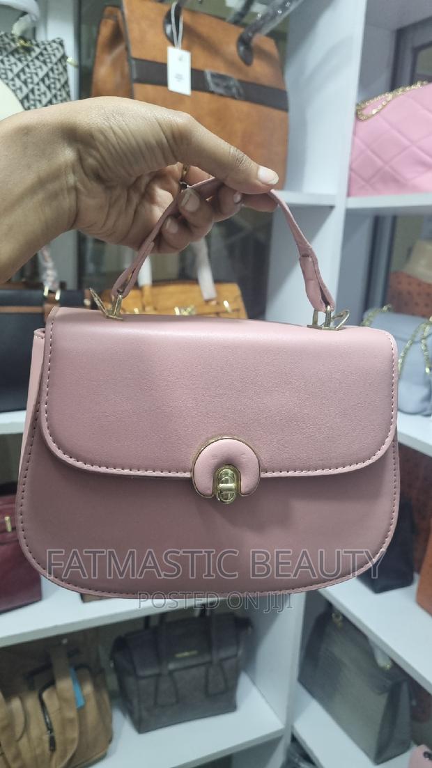 Pretty Slingbag - main view