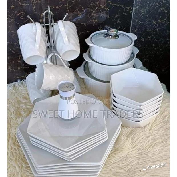 Hexagonal Dinner Set - main view