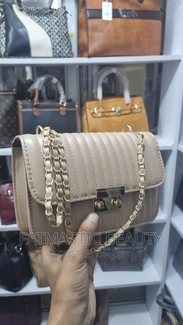 Stylish Slingbag - thumbnail 2