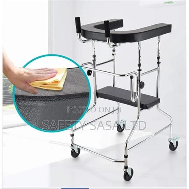 Standing Walking Aid With Seat - thumbnail 3