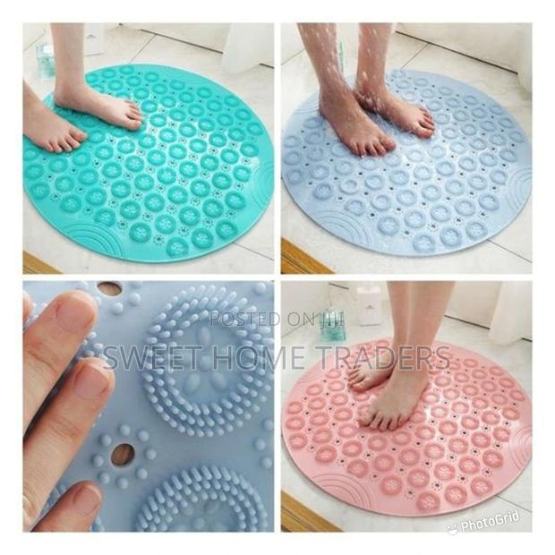 Silicon Anti Slip Bathroom Mats. Mats - main view