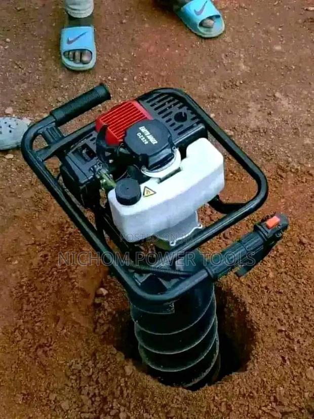 Earth Auger - thumbnail 3