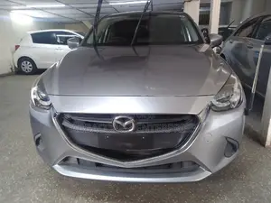 Mazda Demio 2016 Gray