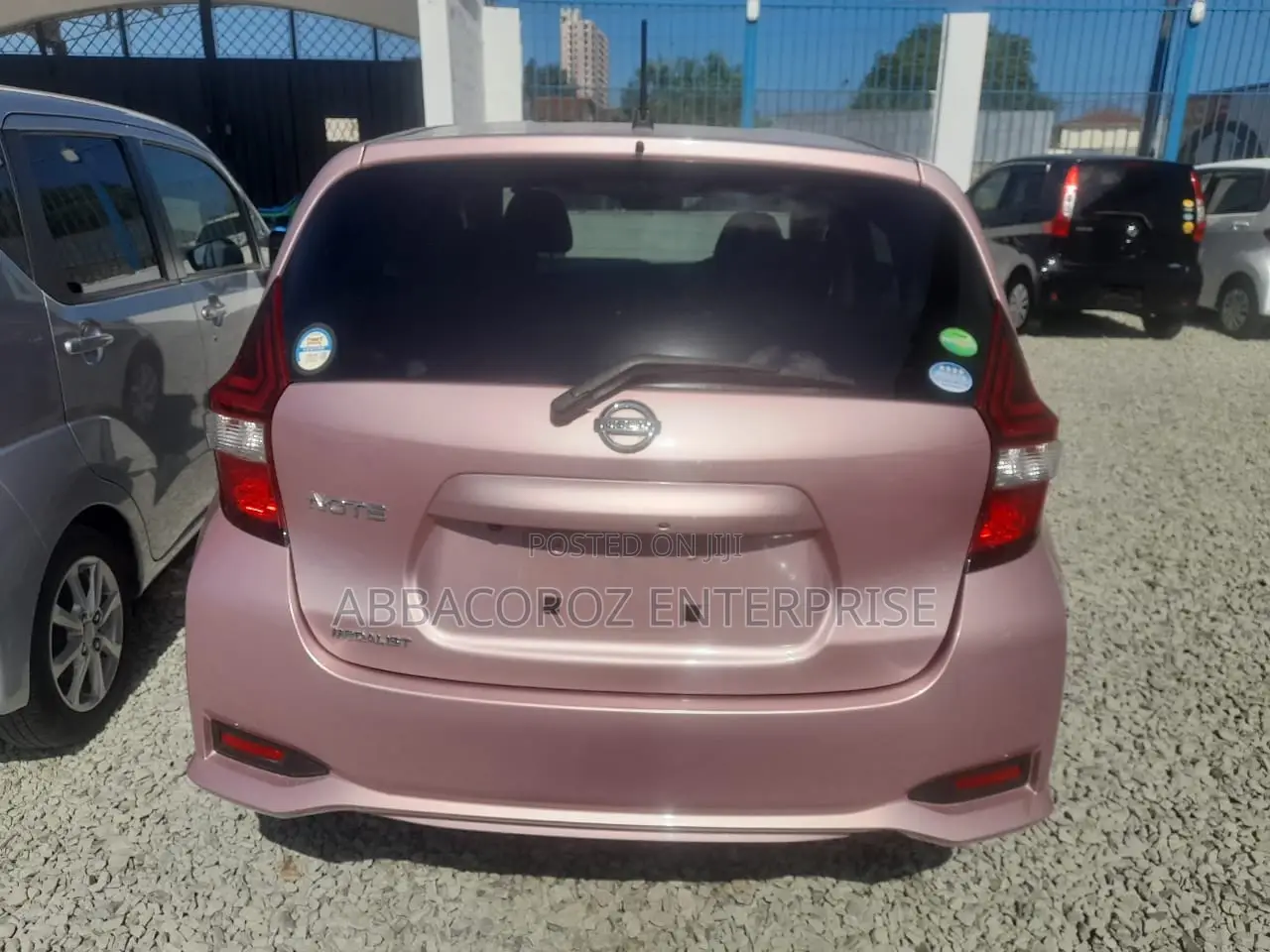 Nissan Note 2016 Pink