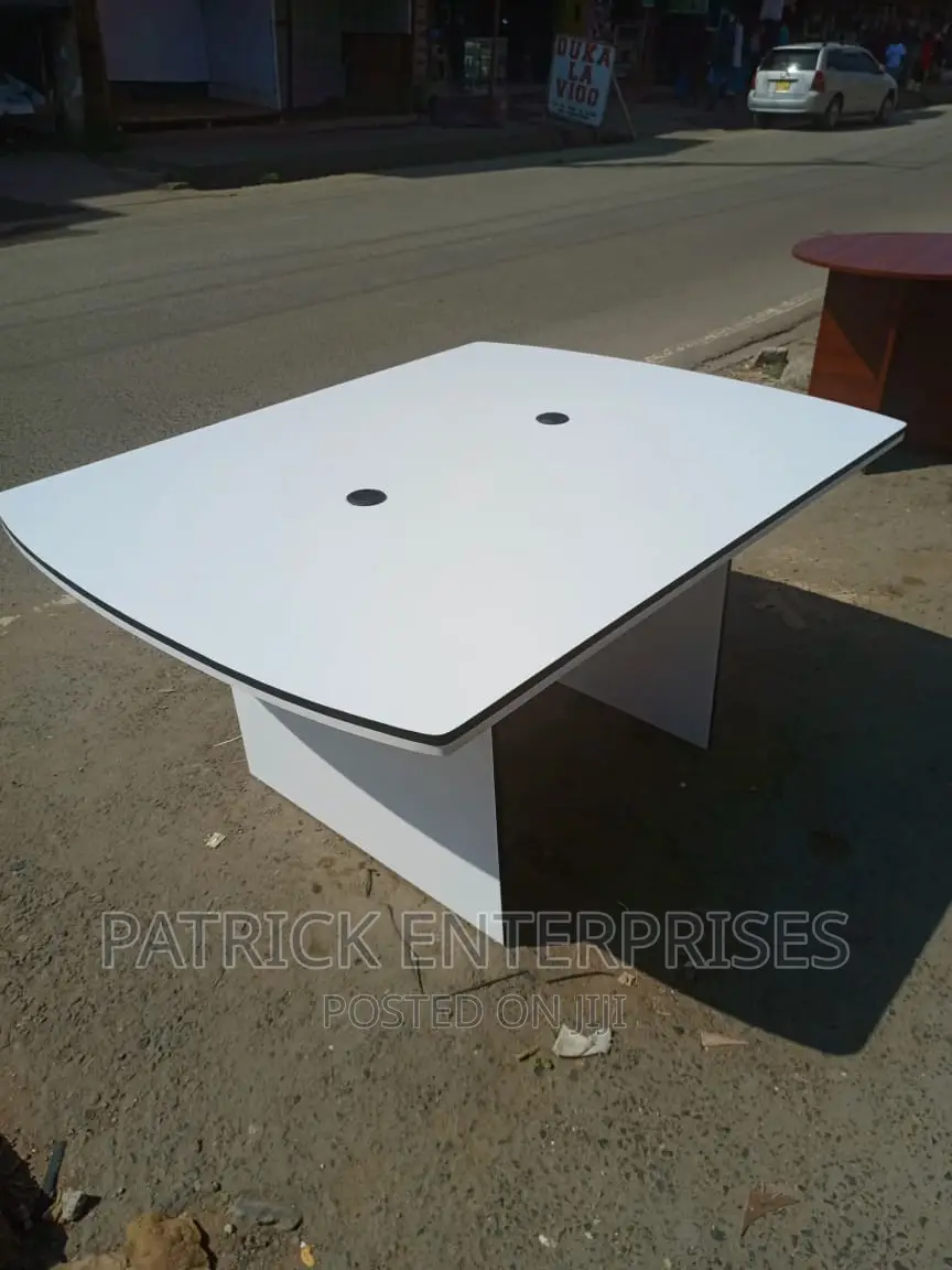 Morden Office Conference/Boardroom Table
