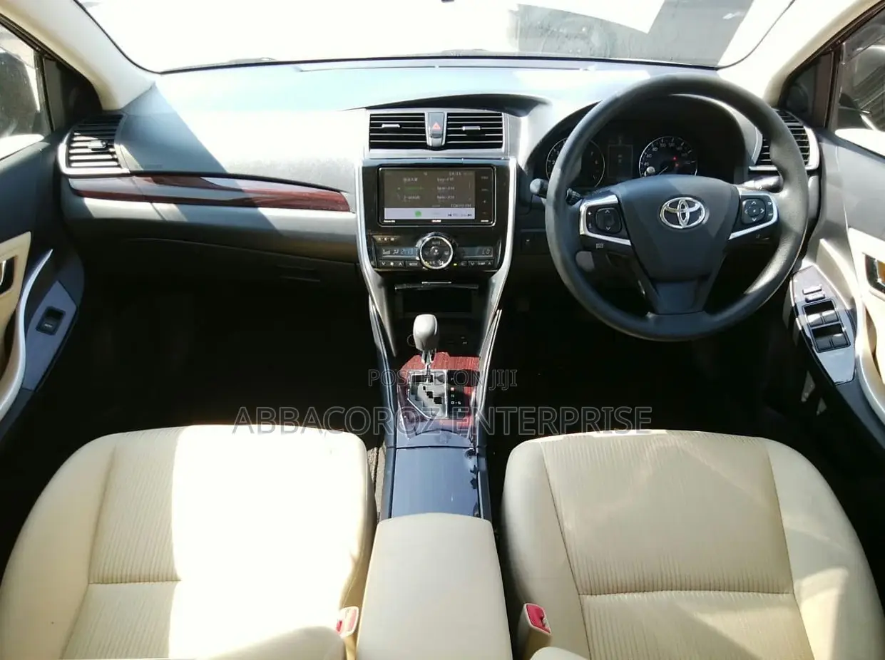 Toyota Premio 2016 Brown