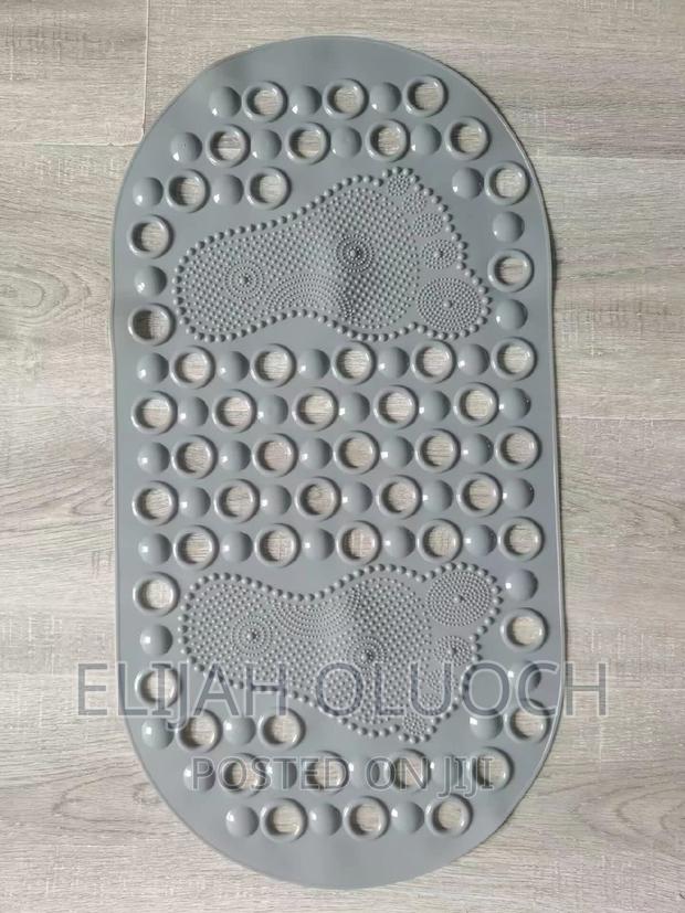 Antislip Bathroom Mat - thumbnail 3