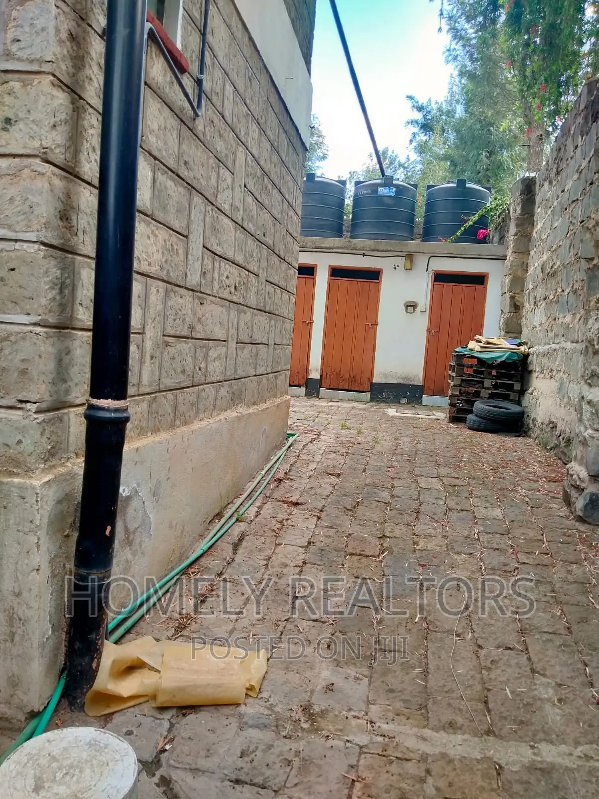 5bdrm Maisonette in Rongai Nkoroi Estate for sale