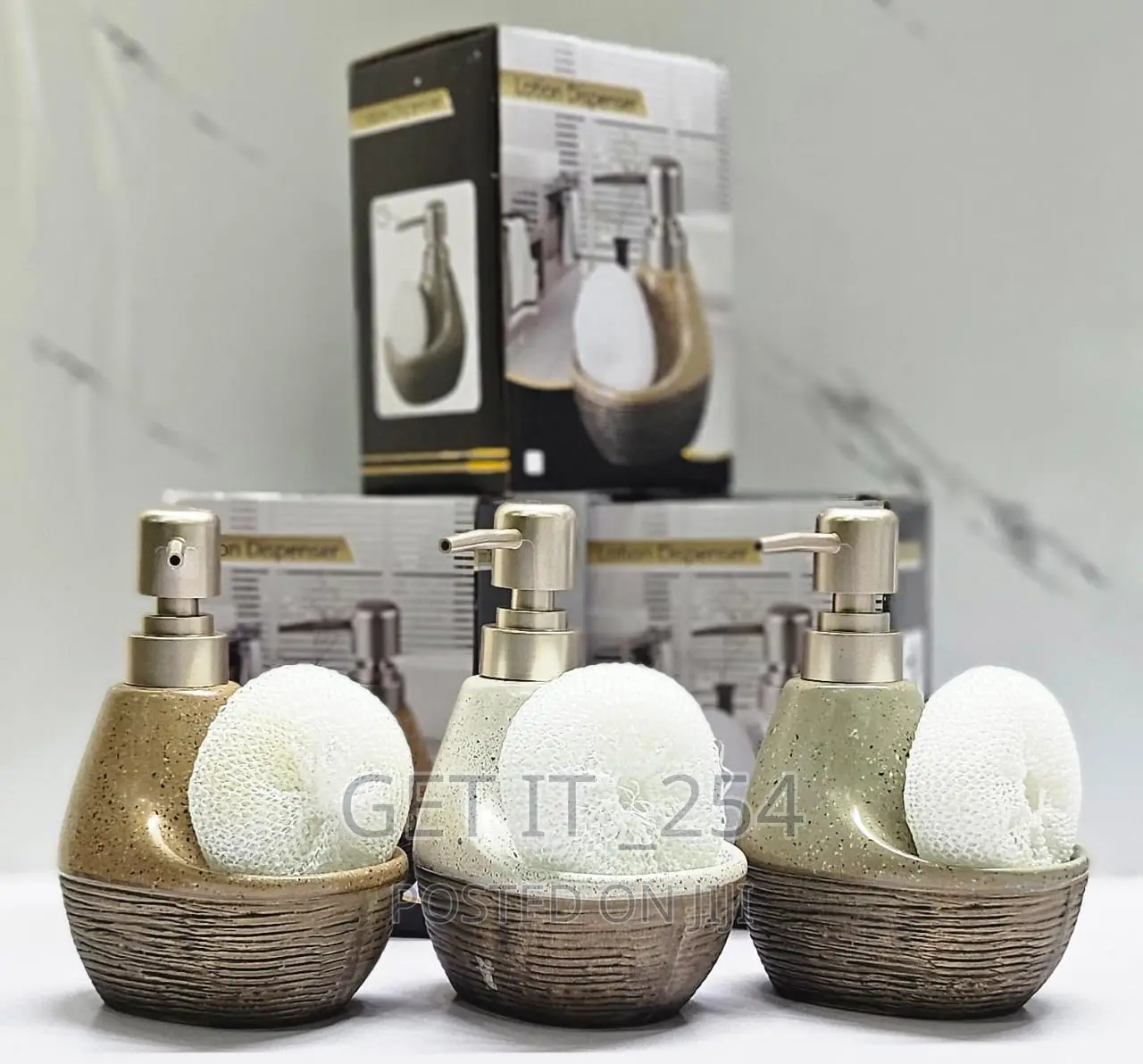 Fancy Ceramic Lotion / Soap Dispenser With Wash Pad