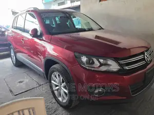 Volkswagen Tiguan R-Line AWD 4MOTION 2016 Red