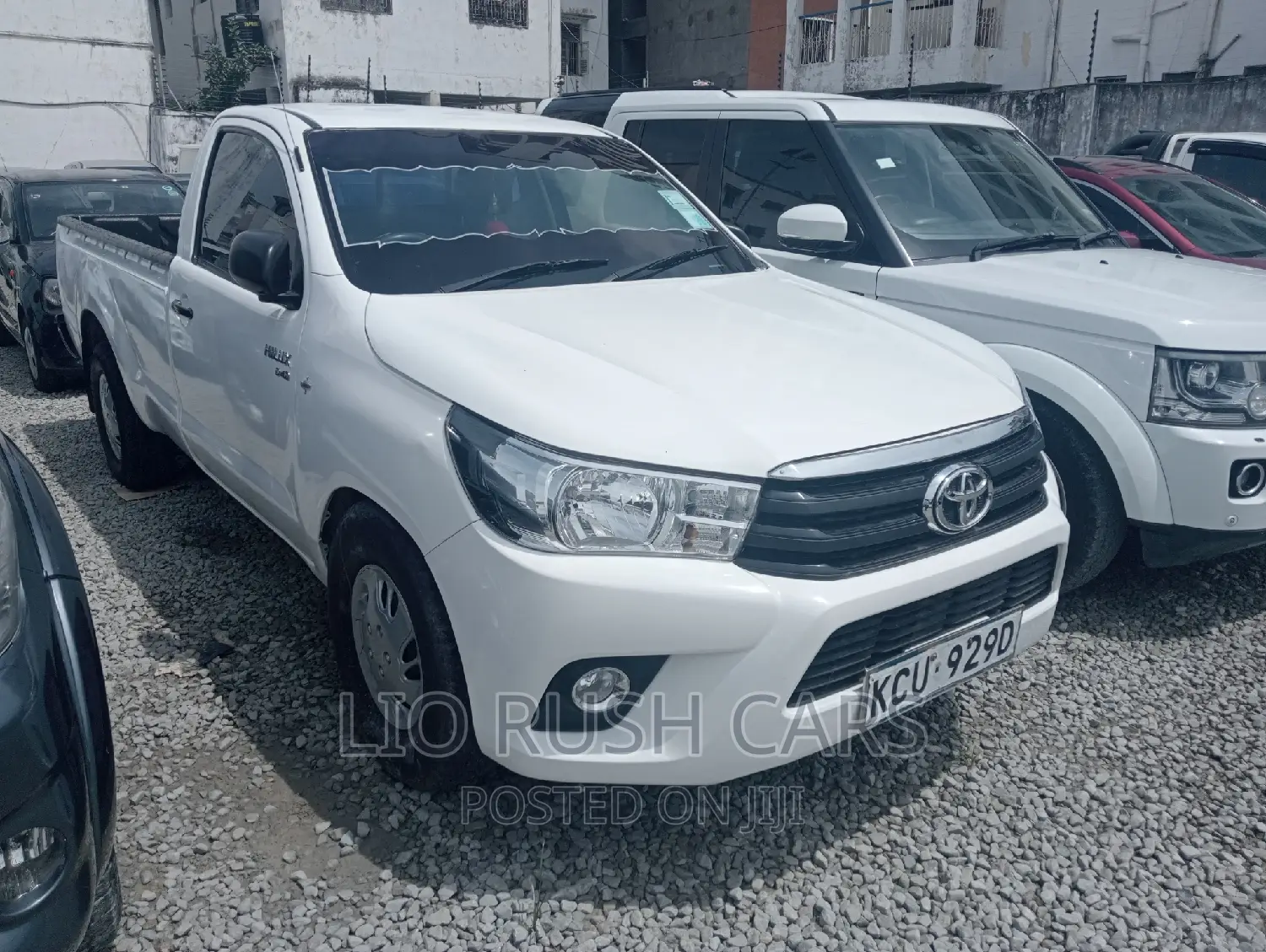 Toyota Hilux 2012 White