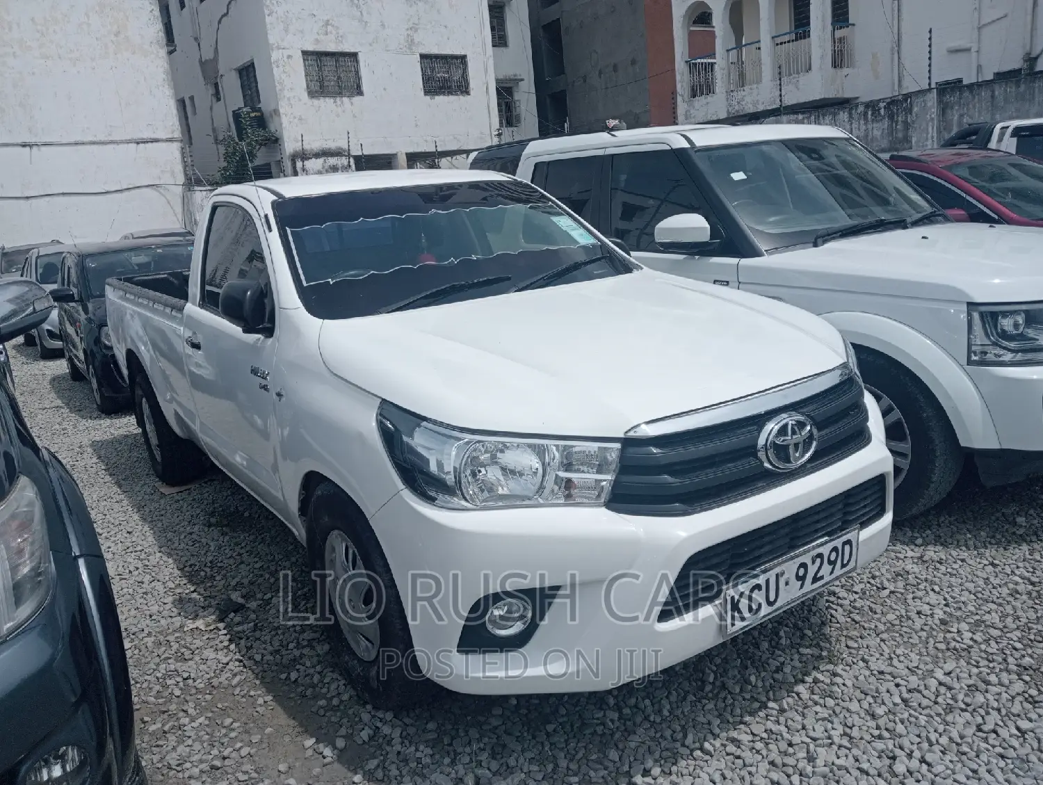 Toyota Hilux 2012 White