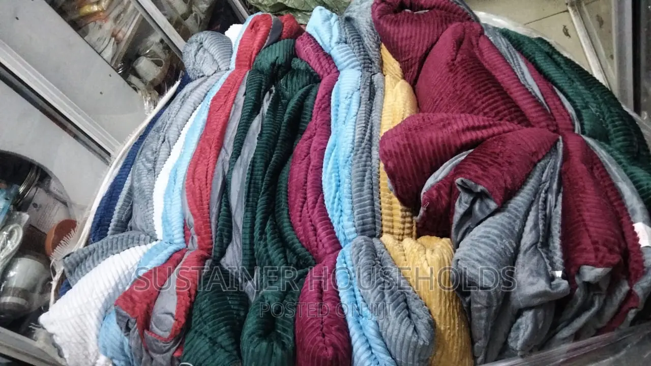 *Warm Velvet Duvet Set Material: Woolen Velvet