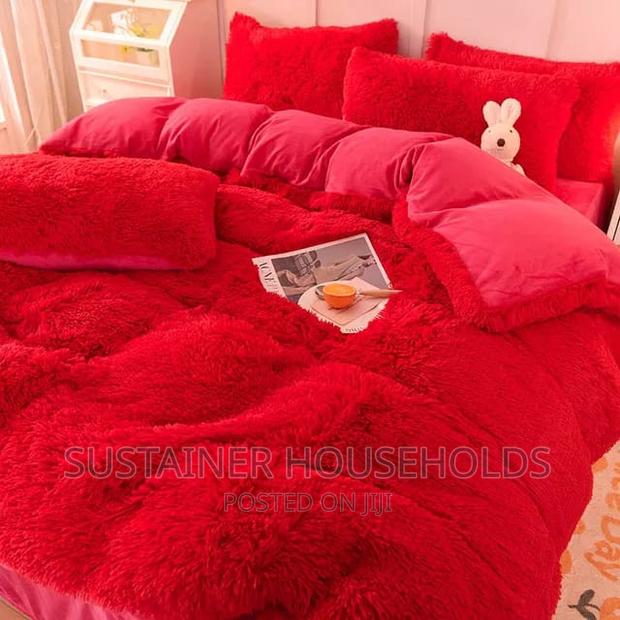 *6pc Luxury Designs Velvet Plush Fluffy Duvet Set