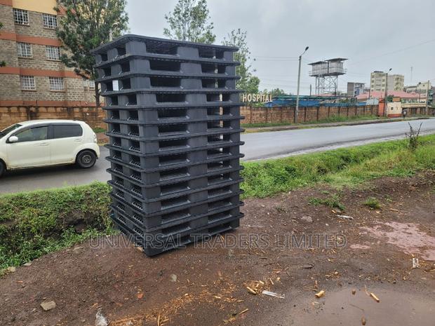 Premium Heavy Duty Plastic Pallets - HD New Plastic Pallets
