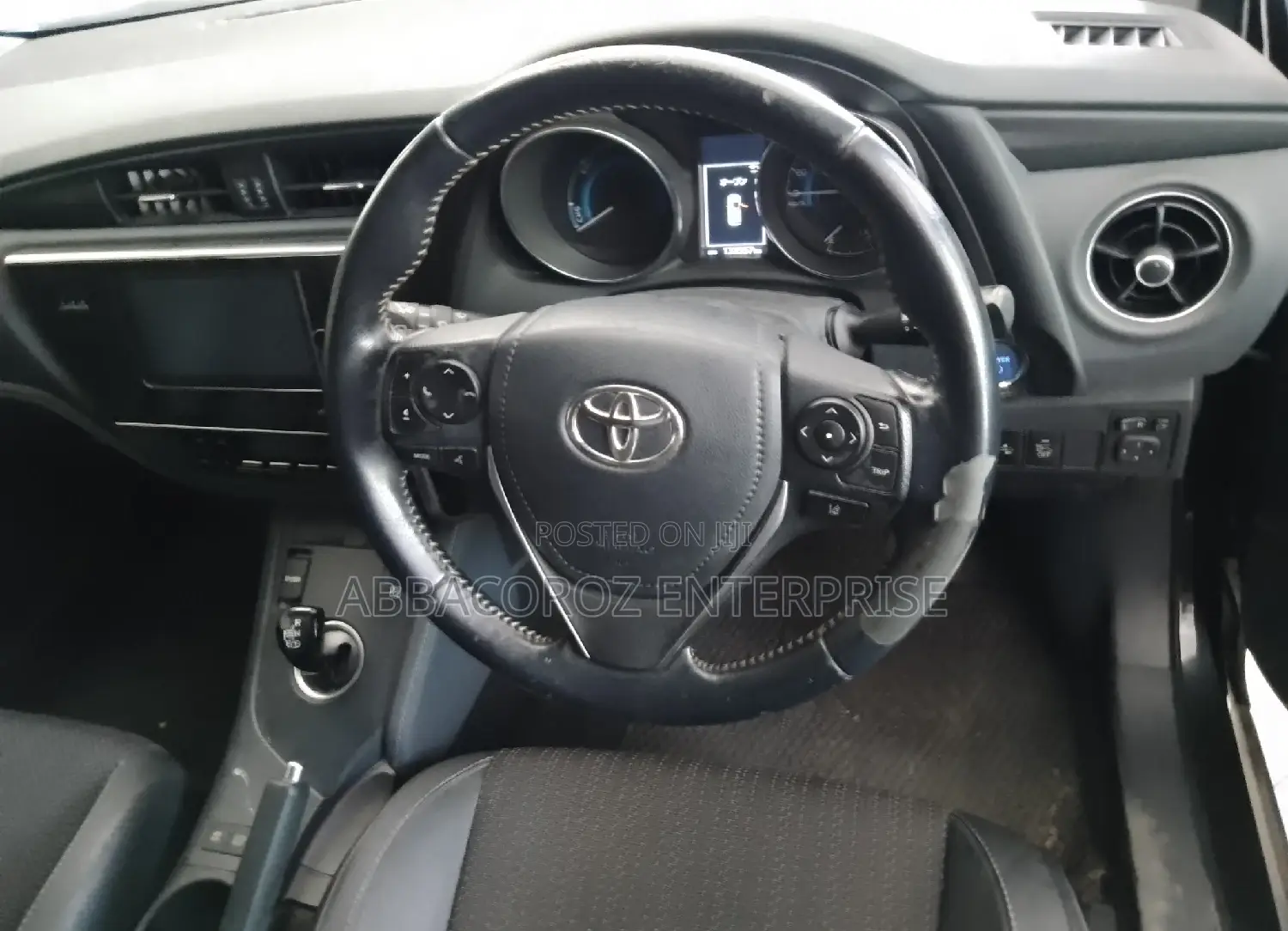 Toyota Auris 2017 Black