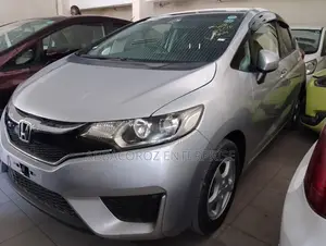 Honda Fit 2017 Silver