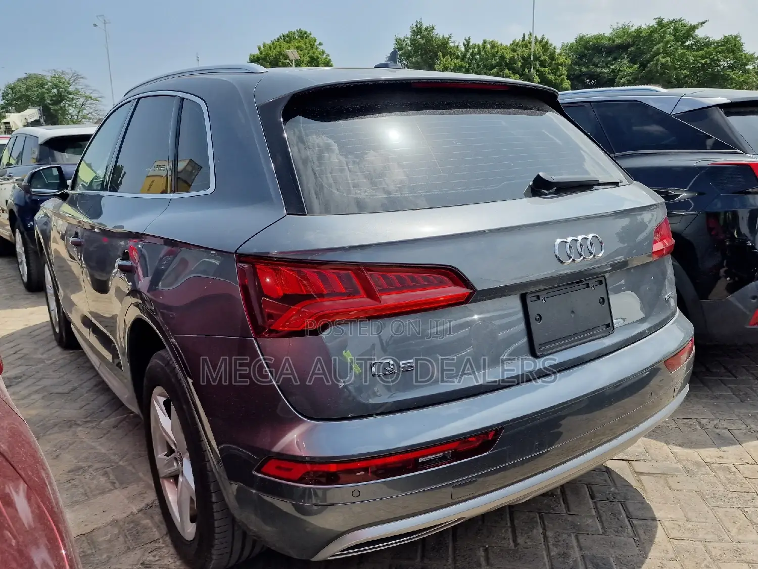 Audi Q5 2.0T Premium AWD quattro 2019 Gray