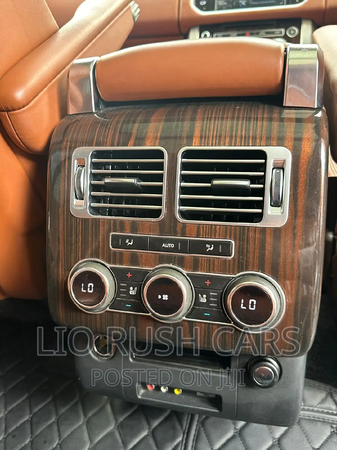 Land Rover Range Rover Vogue 2015 Silver