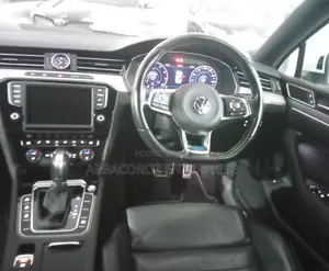 Volkswagen Passat 2017 White