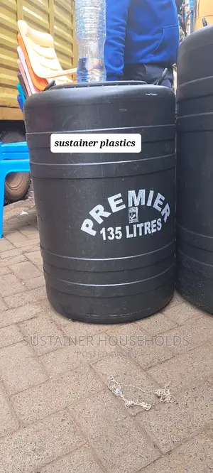 Small Water Tanks, 135 Litres Super Drum