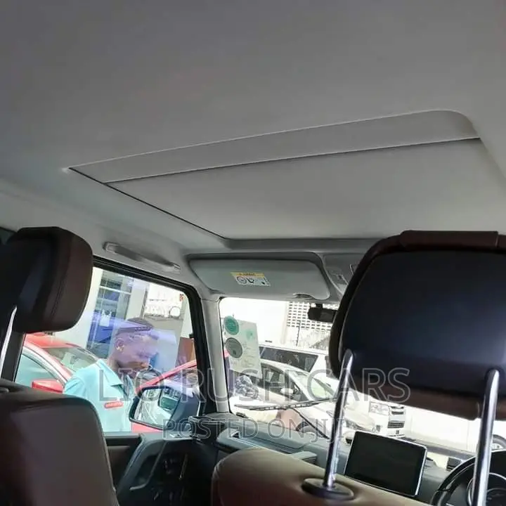 Mercedes-Benz G-Class 2017 White