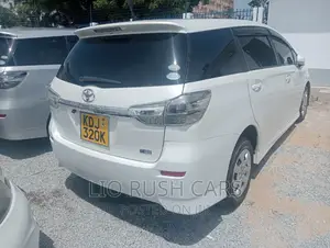 Toyota Wish 2015 White