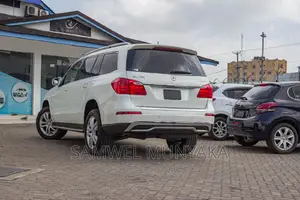 Mercedes-Benz GL-Class 350 BlueTEC 2016 Pearl