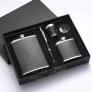 Black Leather-Covered Whiskey Flasks Gift Set