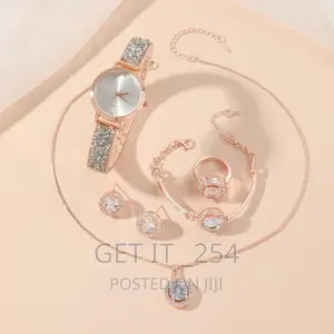 5in1 Ladies Gift Sets Watch
Necklace
Earrings
Bracelet 
Ring