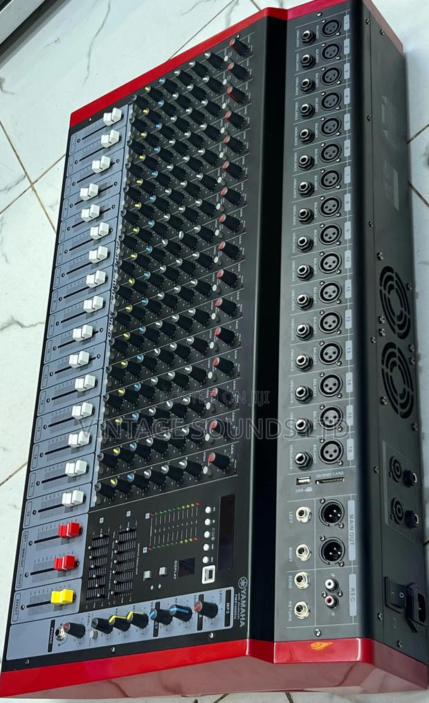 Yamaha Pmx16u 16channel Powered Mixer - main view