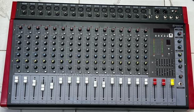 Pmx16usb 16channel Yamaha Powered Mixer With Effects