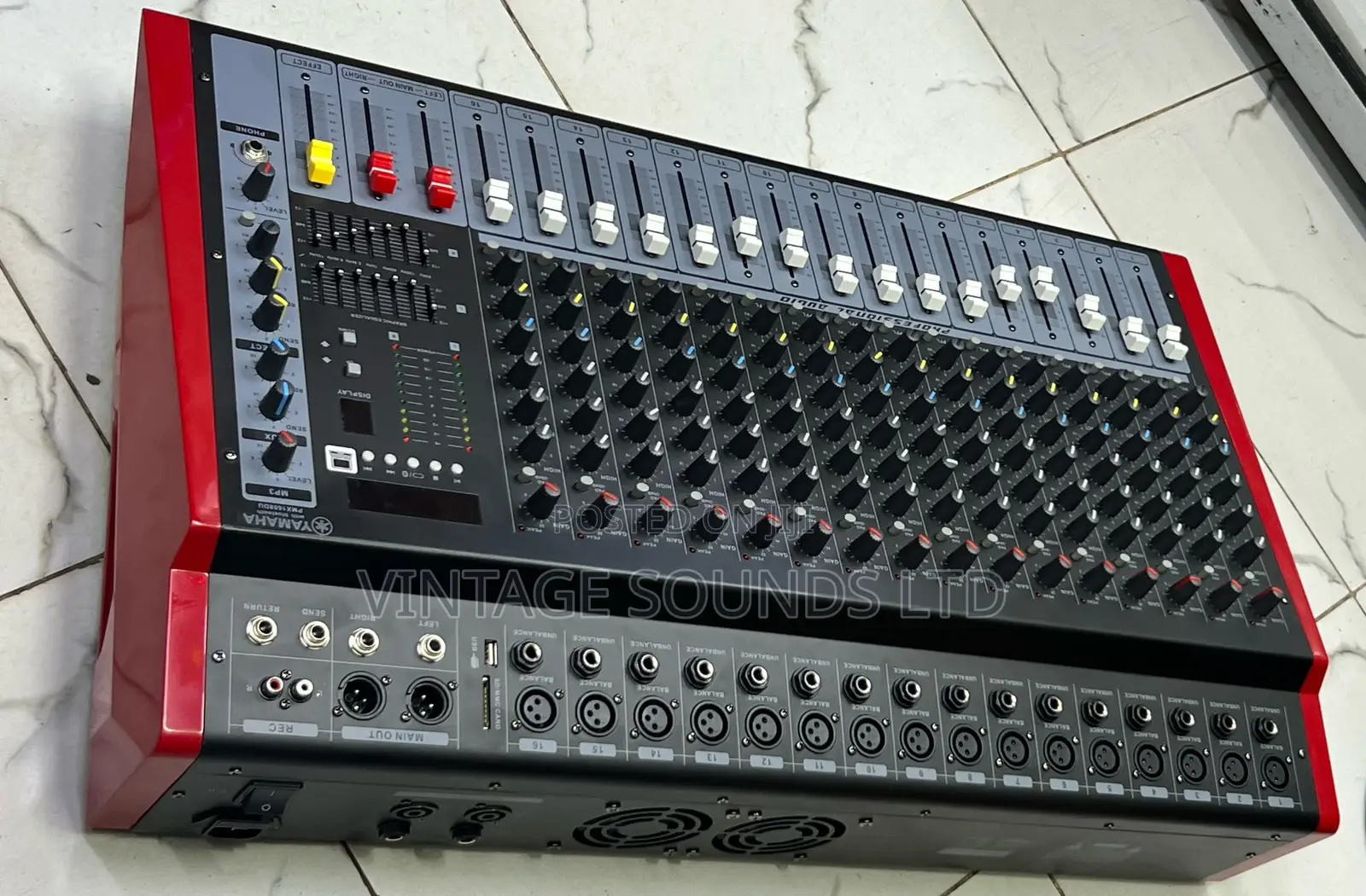 Yamaha Powered Mixer /Amplifier Usb16 Channel