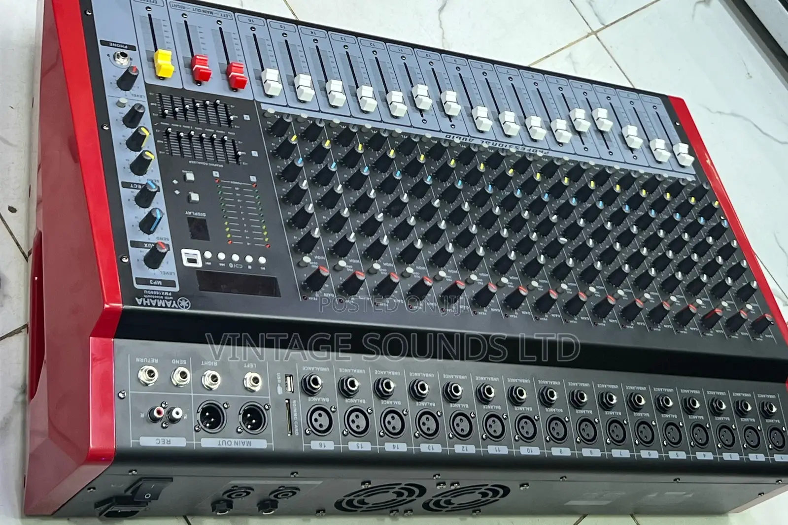 Yamaha PMX1600 Powered Mixer With Bluetooth USB Input