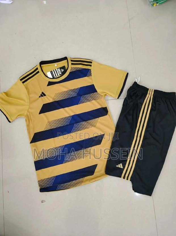 New Sports Jerseys Uniforms - main view