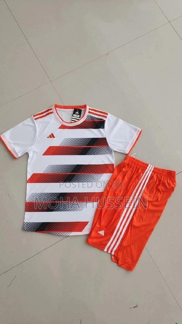 Sports Jerseys Uniforms - main view