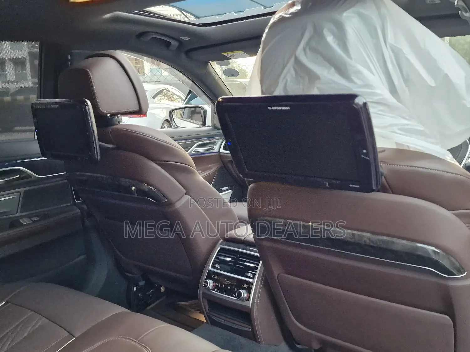 BMW 7 Series 2018 White