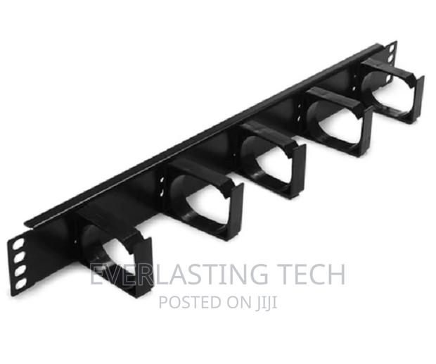 Giganet 1U Cable Manager Hanger - main view