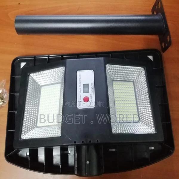 Solar Led Street Light 300watts- Solar Energy Street Light.