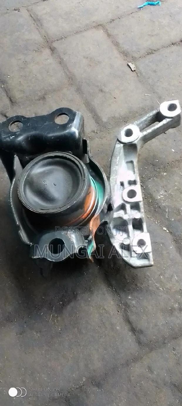 Nissan Note Engine Mountain