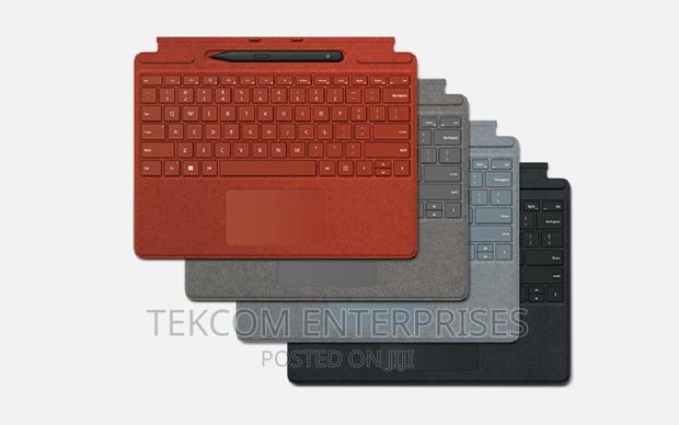 Microsoft Surface Pro 8/9 Signature Keyboard Black - main view