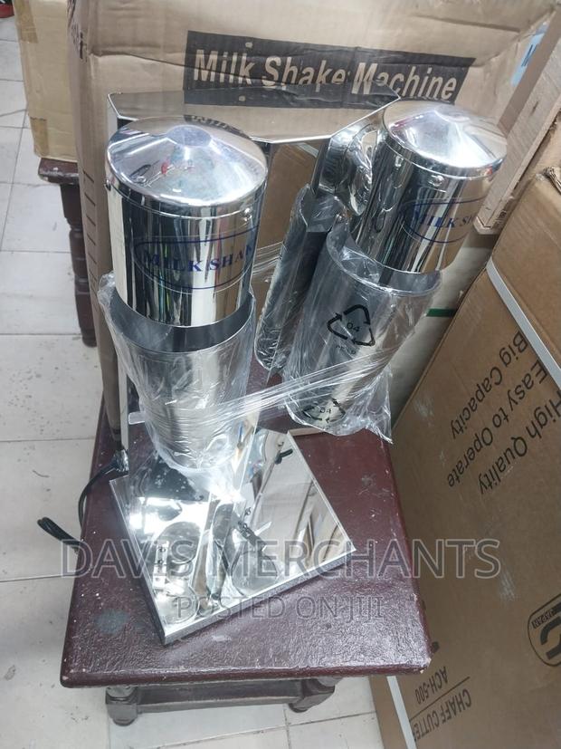 Double Milk Shaker - main view