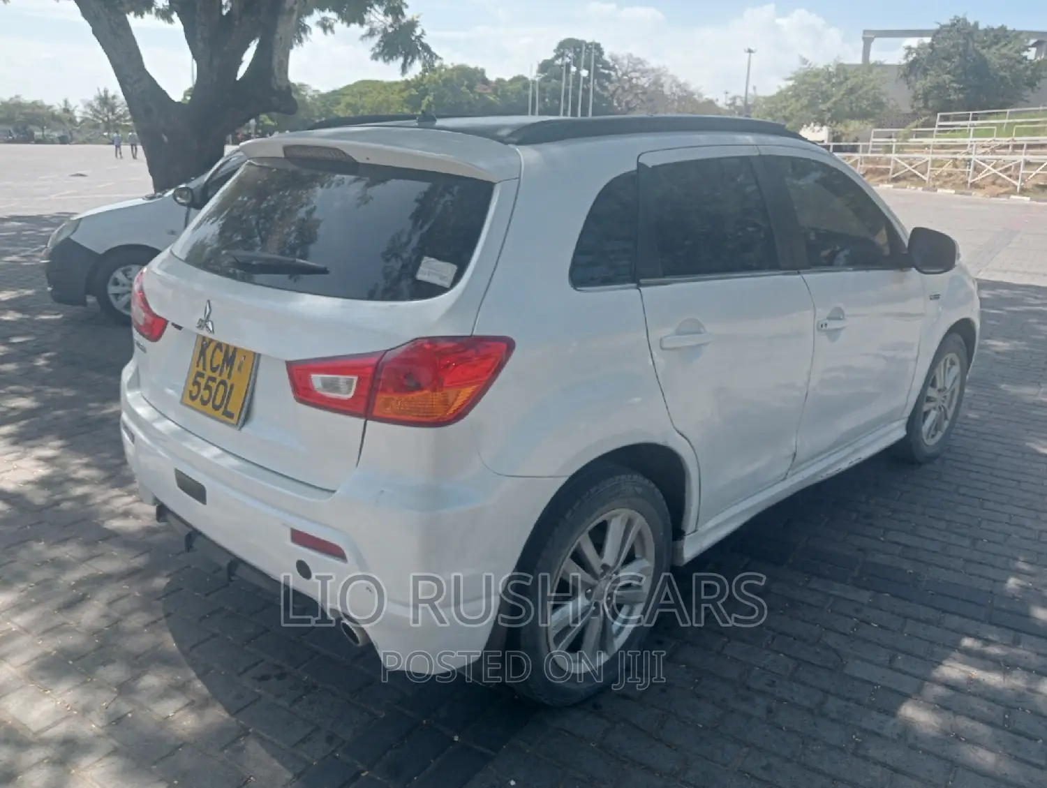 Mitsubishi RVR 2.0 2011 White