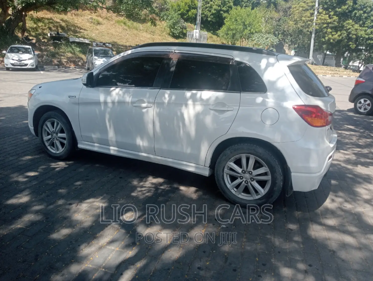 Mitsubishi RVR 2.0 2011 White