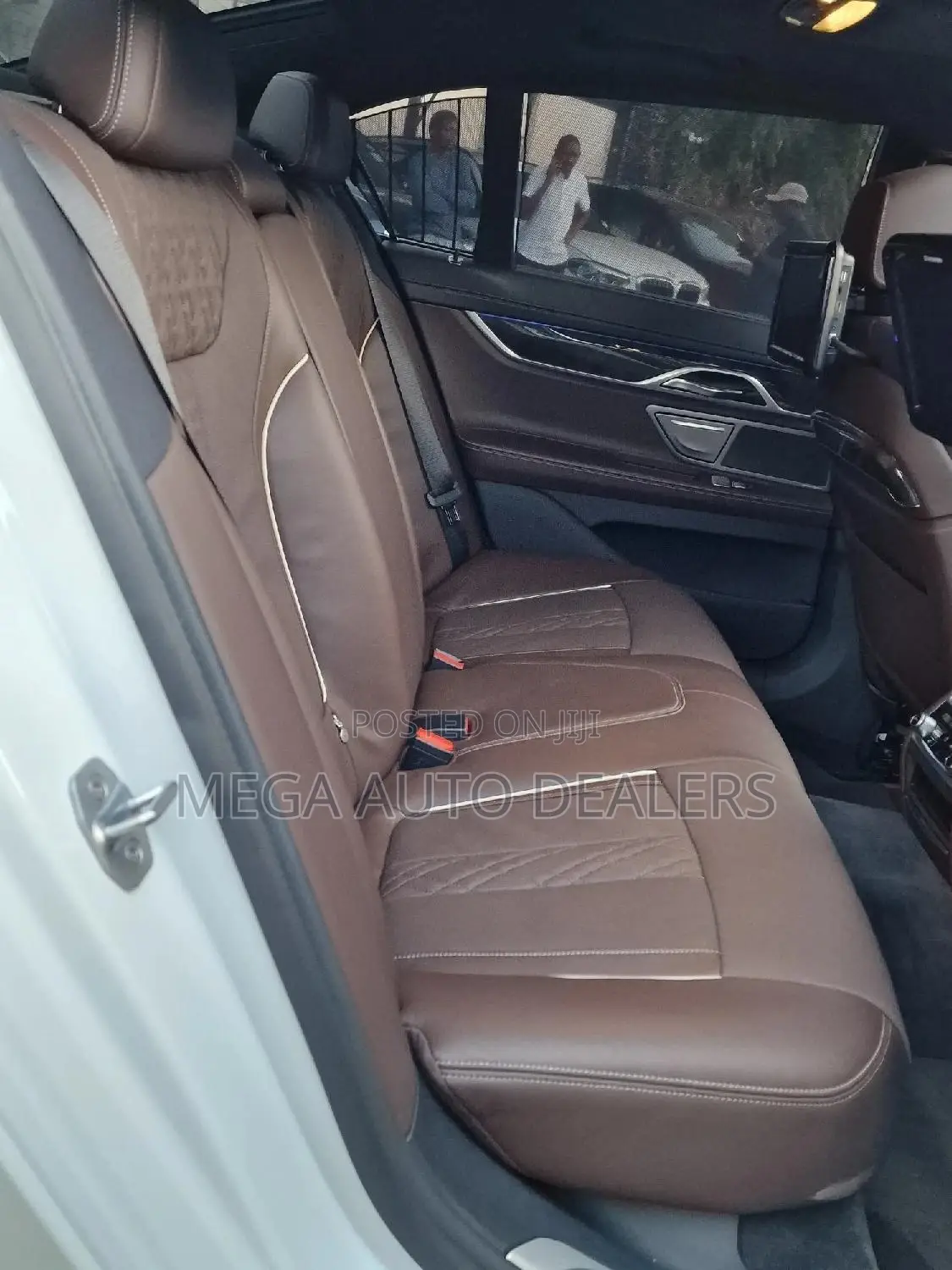 BMW 7 Series 2018 White
