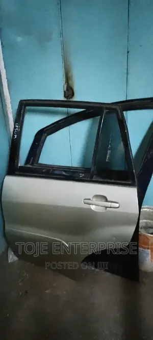 Rav 4 Back Left Door Aca21