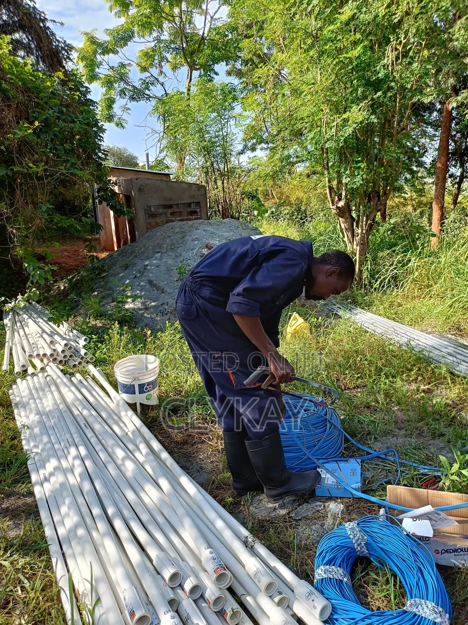 Borehole Works Pump Lifting and Lowering