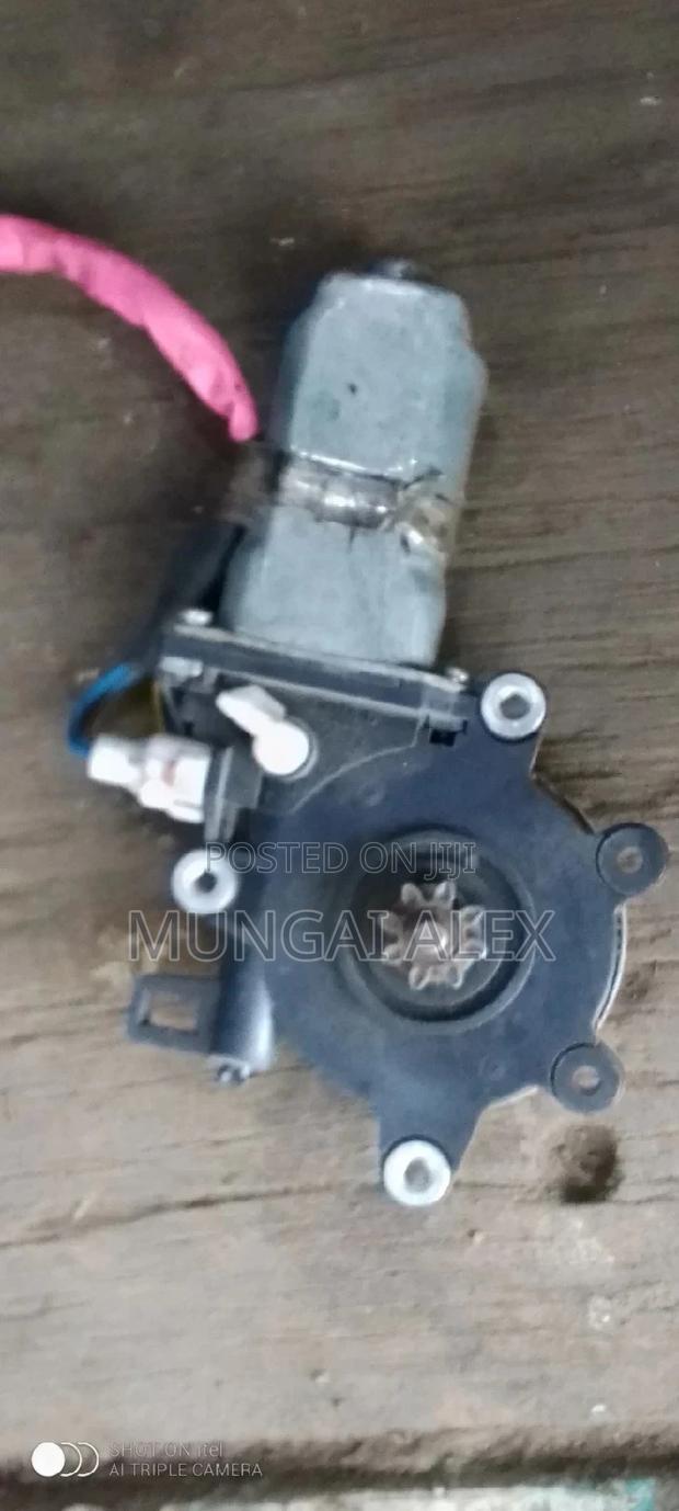 Subaru Impreza Motor - main view