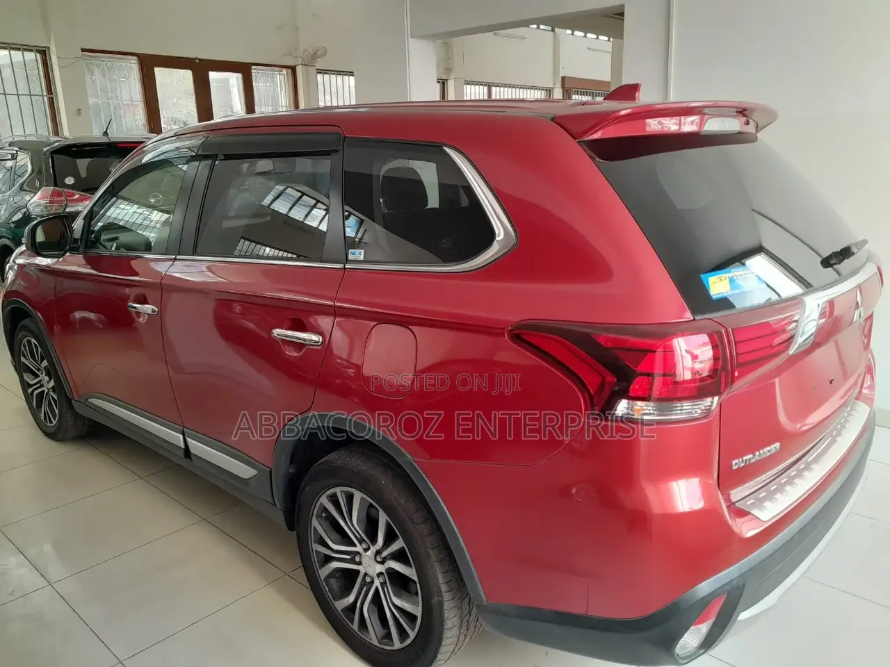 Mitsubishi Outlander 2016 Red